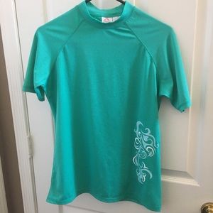 FINAL MARKDOWN Ladies Kanu surf top medium